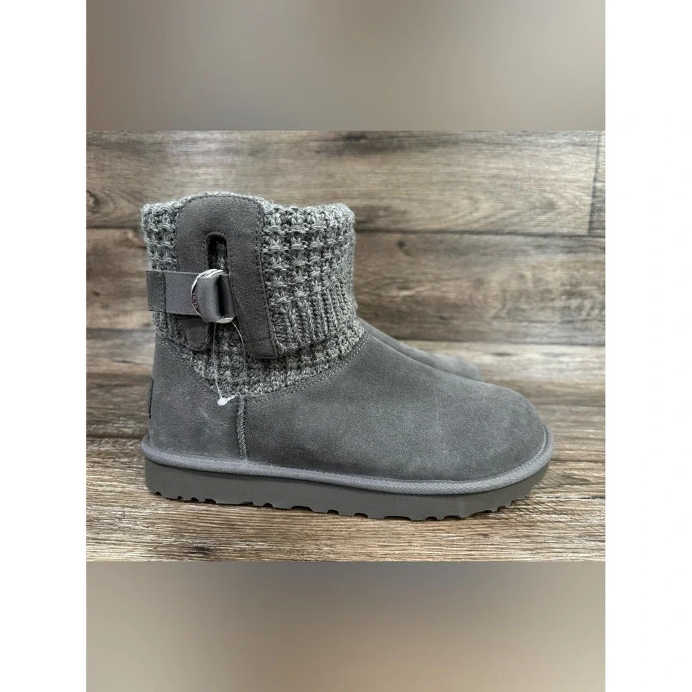 NWOB UGG Classic Solene Mini Flat Ankle Bootie Charcoal‎ Gray Knit & Suede SZ 11